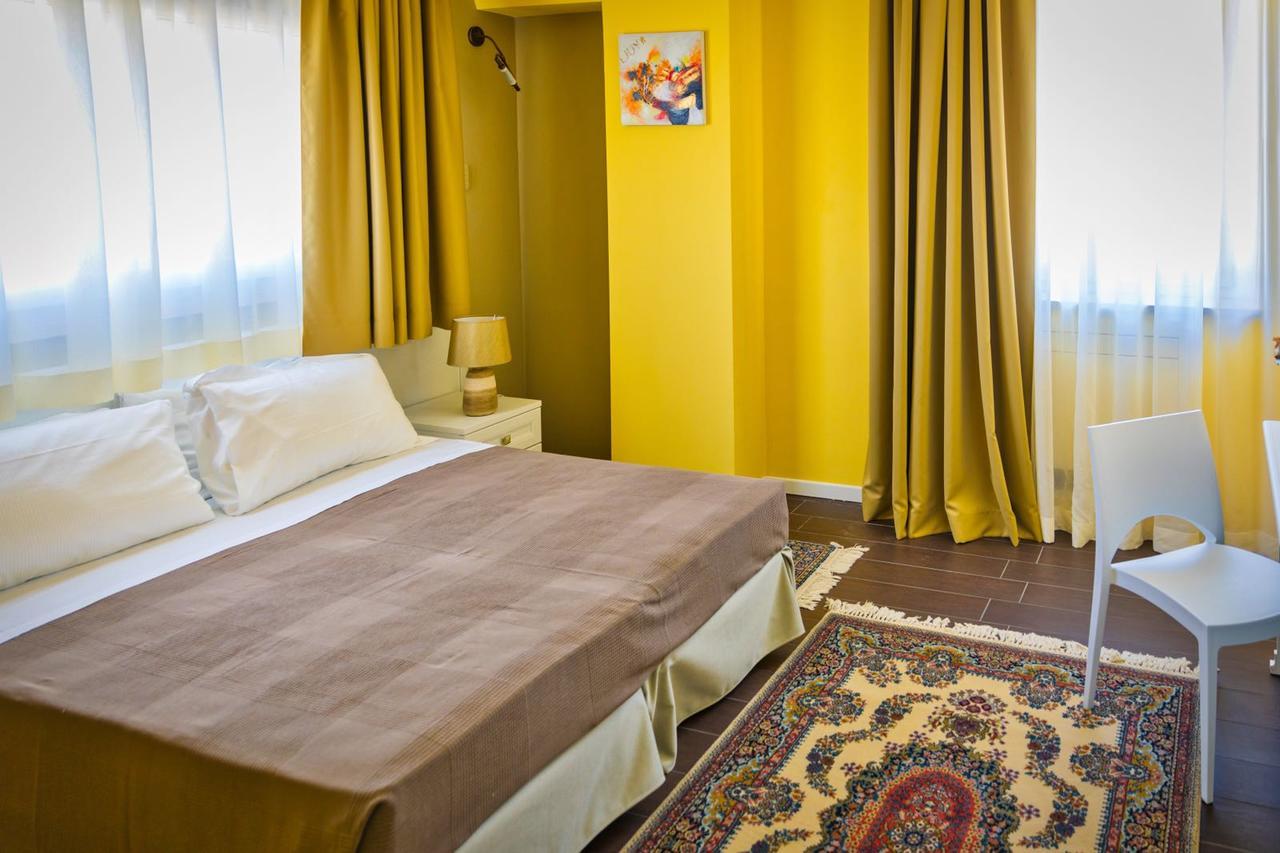 Villa Luisa Rooms And Breakfast Peschiera del Garda Exterior photo